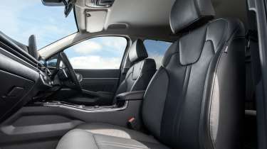 Kia Sorento diesel 2024 front seats