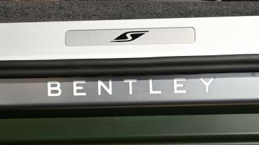 Bentley Continental GT S - sill