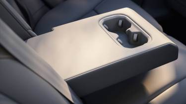 Volvo XC70 - rear cup holders