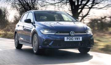 Volkswagen Polo - front tracking