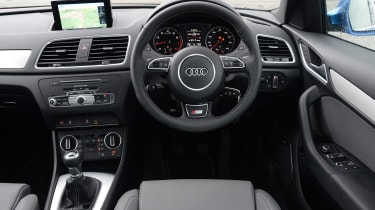 Audi Q3 Mk1 facelift - interior