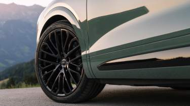 Audi Q7 - wheel