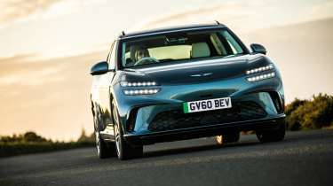 Genesis GV60 Pure - front action