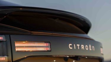 Citroen C4 - &#039;Citroen&#039; tailgate lettering