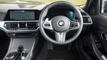  BMW 3 Series Touring 2019 - interior