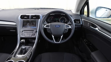 Ford Mondeo Mk4 - dash