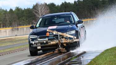 Skoda Octavia wet tyre testing, front action