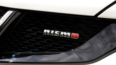 Nissan Juke Nismo grille