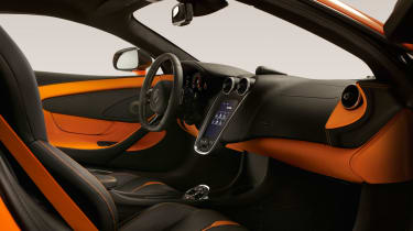 McLaren 570S - cabin