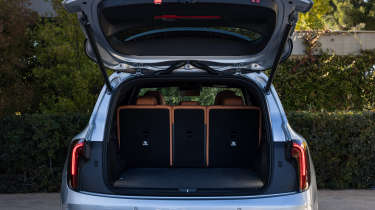 Mercedes GLB Electric - boot