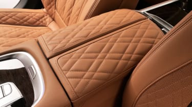 BMW 7 Series facelift - interior detail
