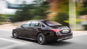 Mercedes%20S-Class%202020%20official%20pics-4.jpg