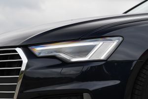 Audi A6 - front light