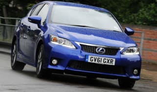 Lexus CT 200h front