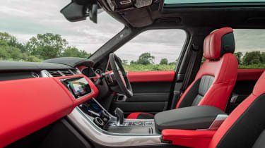 Range Rover Sport HST - front seats