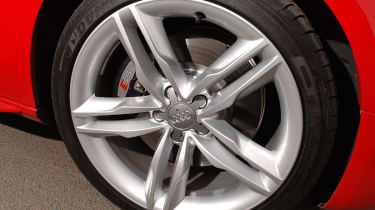 Audi S5 wheel