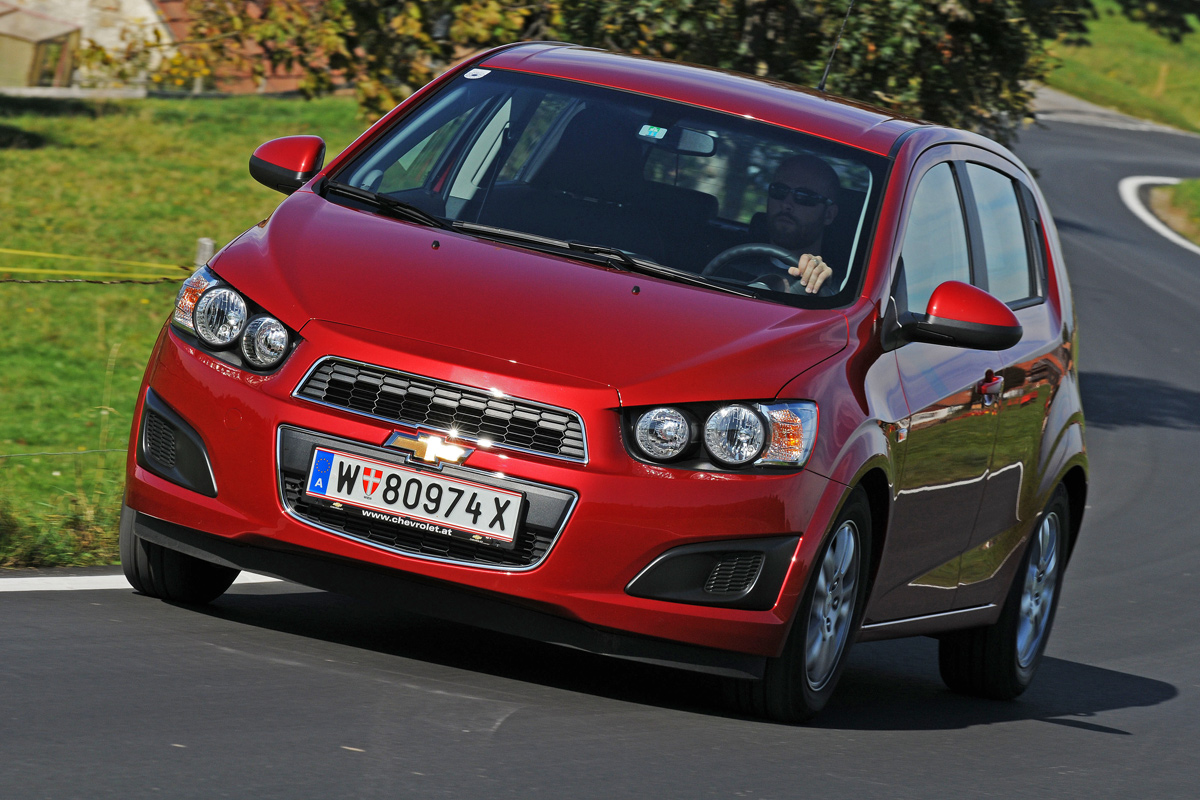 Chevrolet Aveo 1.3 VDCi Eco First Drive Auto Express