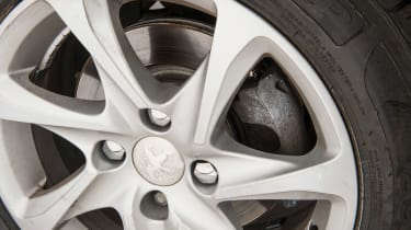 Used Peugeot 208 - wheel