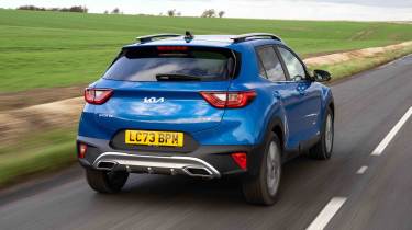 Kia Stonic - rear tracking