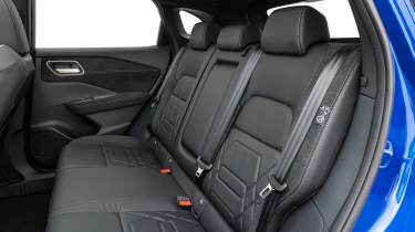 Nissan Qashqai e-Power N-Design - back seats