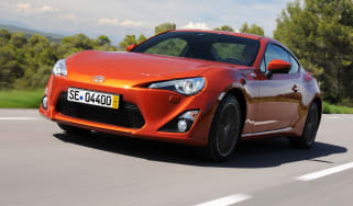 Toyota GT 86 front tracking