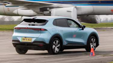 Changan Deepal S05 - rear cornering