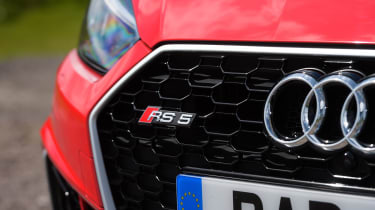 Audi RS5 - grille