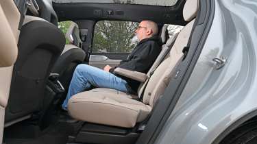 Volvo EX90 - rear seats