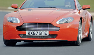 Aston Martin V8 Vantage