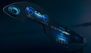 Mercedes EQS Hyperscreen