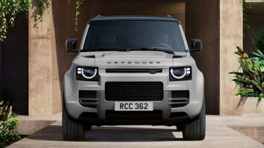 Land Rover Defender Vertex - full front
