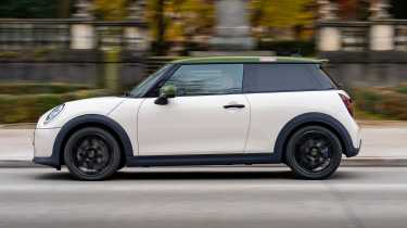 MINI Cooper S 3-Door Paul Smith Edition - side profile