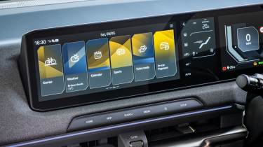 Kia EV2 UK - sat-nav