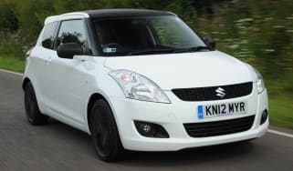 Suzuki Swift Attitude front action
