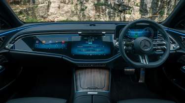 Mercedes dashboard