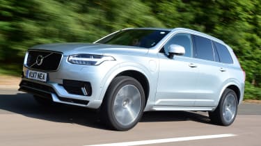 Volvo XC90 - front tracking