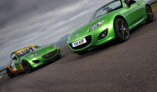 Mazda MX-5 Black Edition vs GT header