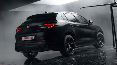 Alfa Romeo Stelvio Edizione Luna Rossa - rear