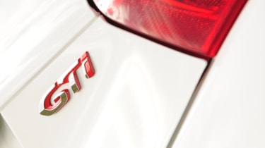 Peugeot 208 GTi badge