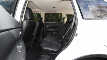 Mitsubishi Outlander - rear seats