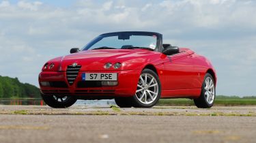Alfa Romeo Spider - front static