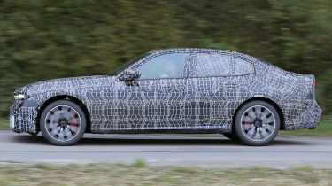 BMW 3 Series ‘Neue Klasse’ spy shot - left side profile