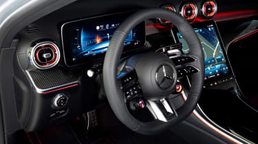 Mercedes-AMG C 43 - cabin