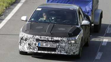 Hyundai Elantra testing - front end