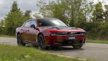 Dodge Charger Daytona - front tracking 