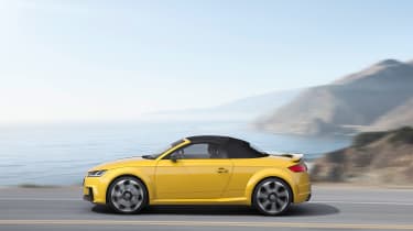 Audi TT RS - side profile