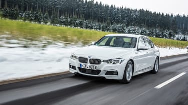 BMW 330e - front action