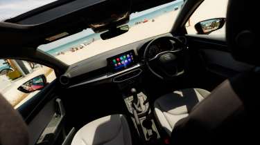 SEAT Ibiza - cabin