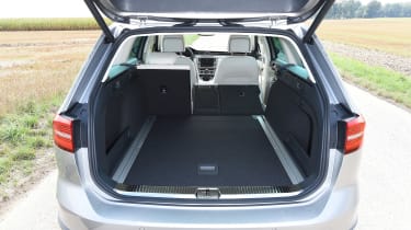 VW Passat Alltrack 2015 boot