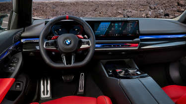 BMW M5 Touring - dash